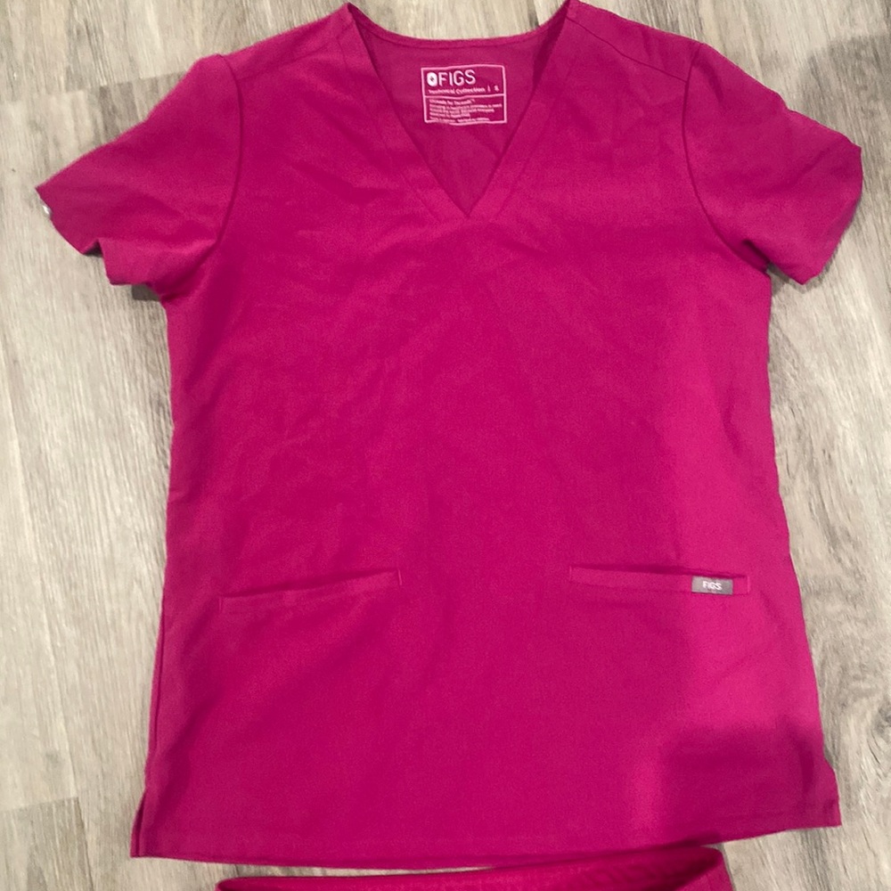 Figs pink set